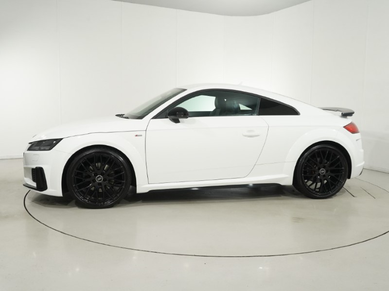 2020 (20) AUDI TT 40 TFSI Black Edition 2dr S Tronic 5714888