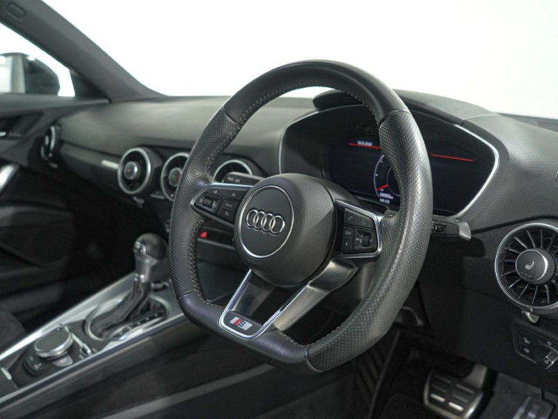 2020 (20) AUDI TT 40 TFSI Black Edition 2dr S Tronic 5714846