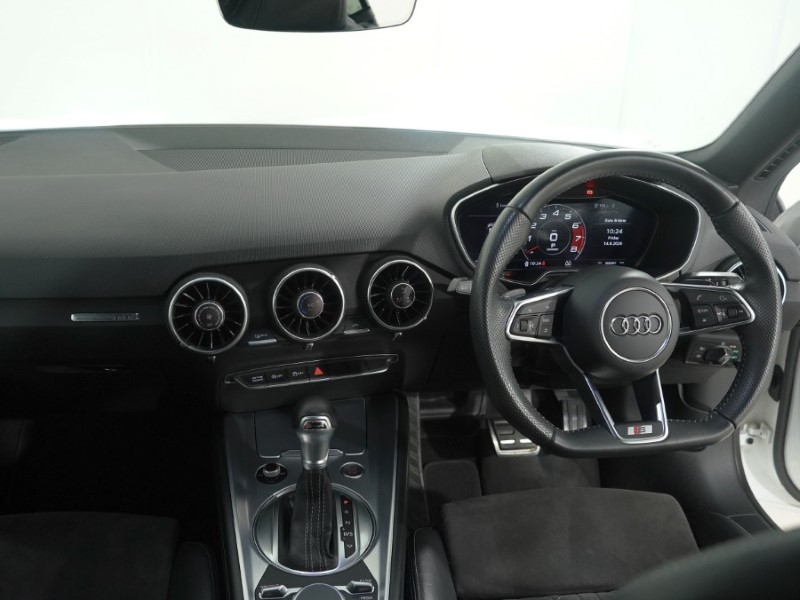 2020 (20) AUDI TT 40 TFSI Black Edition 2dr S Tronic 5714852