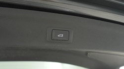 2020 (20) AUDI Q3 35 TDI S Line 5dr S Tronic 5725931