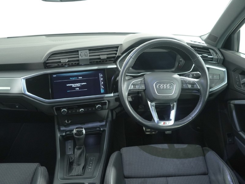 2020 (20) AUDI Q3 35 TDI S Line 5dr S Tronic 5725924