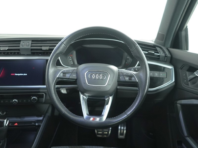 2020 (20) AUDI Q3 35 TDI S Line 5dr S Tronic 5725923