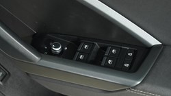 2020 (20) AUDI Q3 35 TDI S Line 5dr S Tronic 5725936