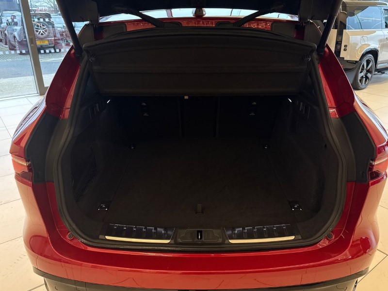 2023 (72) JAGUAR F-PACE 2.0 D200 R-Dynamic Black 5dr Auto AWD 4990203