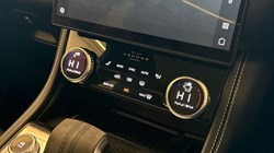 2023 (72) JAGUAR F-PACE 2.0 D200 R-Dynamic Black 5dr Auto AWD 4990225