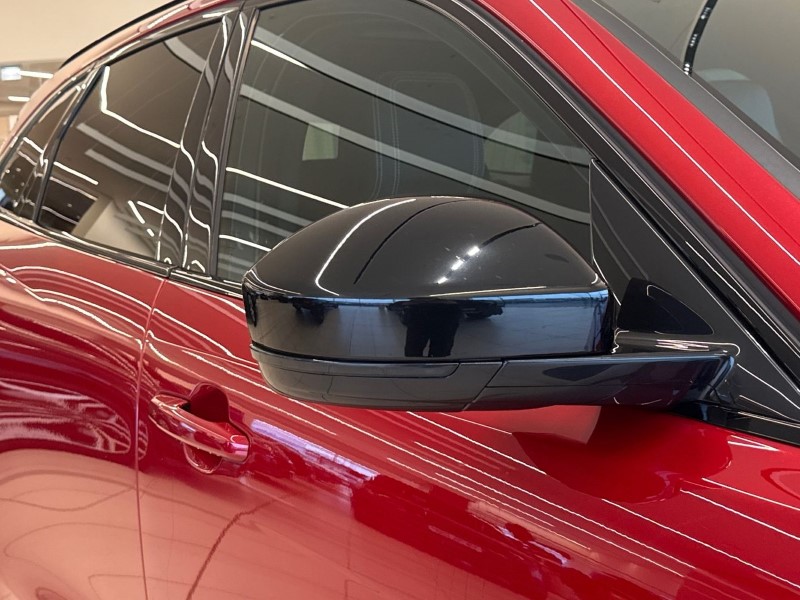 2023 (72) JAGUAR F-PACE 2.0 D200 R-Dynamic Black 5dr Auto AWD 4990243