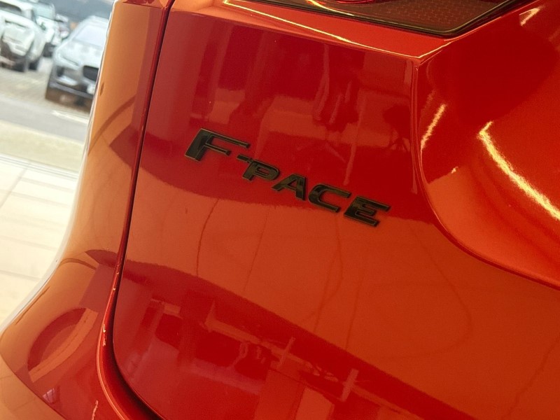 2023 (72) JAGUAR F-PACE 2.0 D200 R-Dynamic Black 5dr Auto AWD 4990239