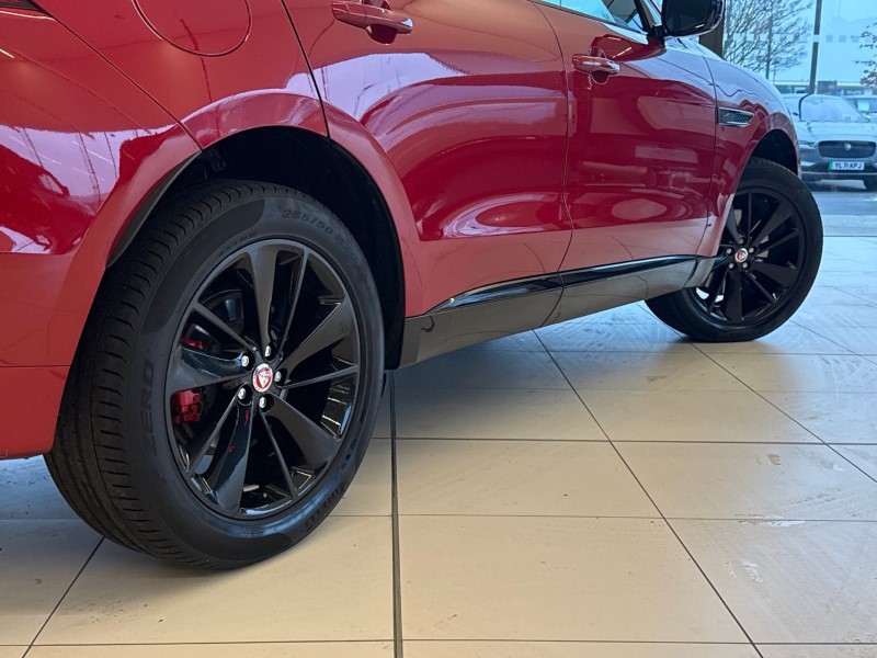 2023 (72) JAGUAR F-PACE 2.0 D200 R-Dynamic Black 5dr Auto AWD 4990241