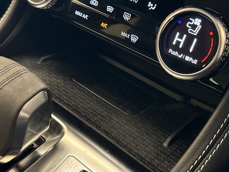 2023 (72) JAGUAR F-PACE 2.0 D200 R-Dynamic Black 5dr Auto AWD 4990229