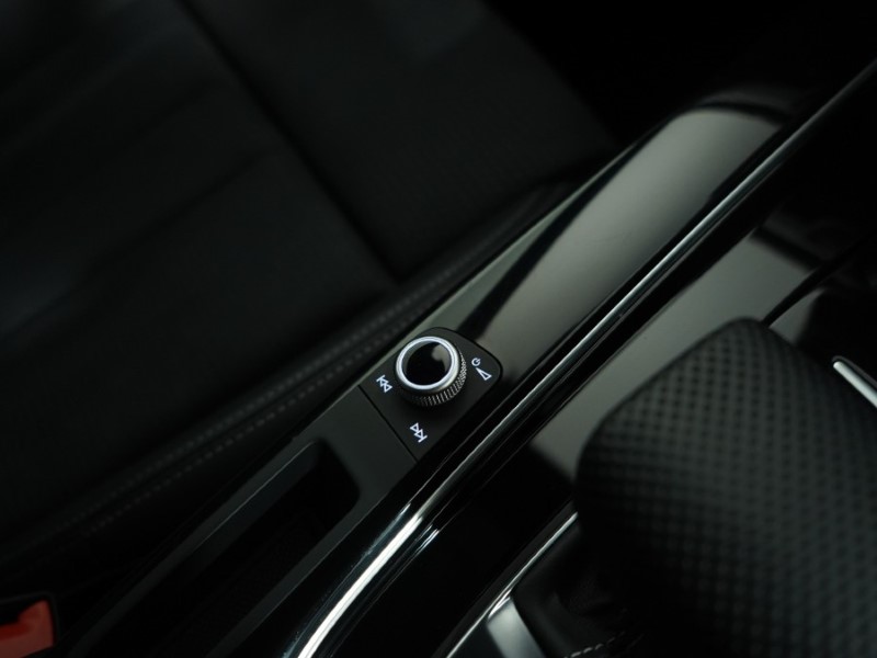 2024 (74) AUDI A4 40 TFSI 204 Black Edition 5dr S Tronic 5724804