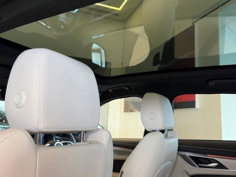 2022 (72) JAGUAR F-PACE 2.0 P400e R-Dynamic SE 5dr Auto AWD 4997738