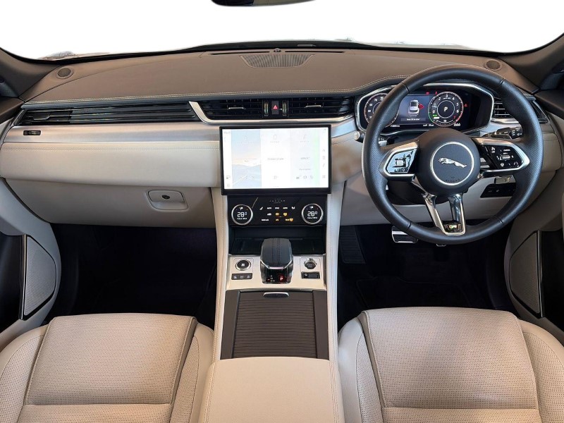 2022 (72) JAGUAR F-PACE 2.0 P400e R-Dynamic SE 5dr Auto AWD 4997726