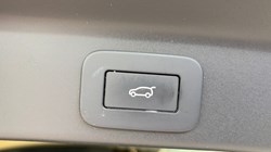 2022 (72) JAGUAR F-PACE 2.0 P400e R-Dynamic SE 5dr Auto AWD 4997760