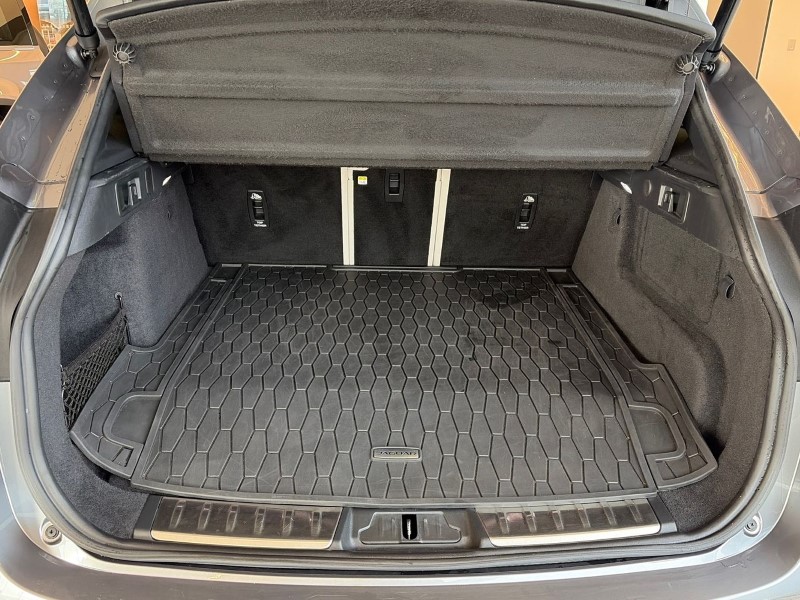 2022 (72) JAGUAR F-PACE 2.0 P400e R-Dynamic SE 5dr Auto AWD 4997727