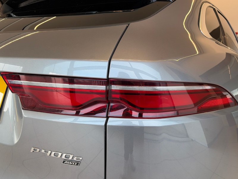 2022 (72) JAGUAR F-PACE 2.0 P400e R-Dynamic SE 5dr Auto AWD 4997767