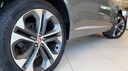 2022 (72) JAGUAR F-PACE 2.0 P400e R-Dynamic SE 5dr Auto AWD 4997768