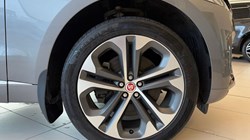 2022 (72) JAGUAR F-PACE 2.0 P400e R-Dynamic SE 5dr Auto AWD 4997725