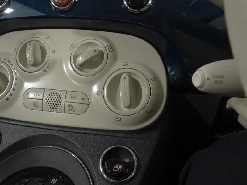 2017 (67) FIAT 500 1.2 Lounge 3dr Dualogic 5753830