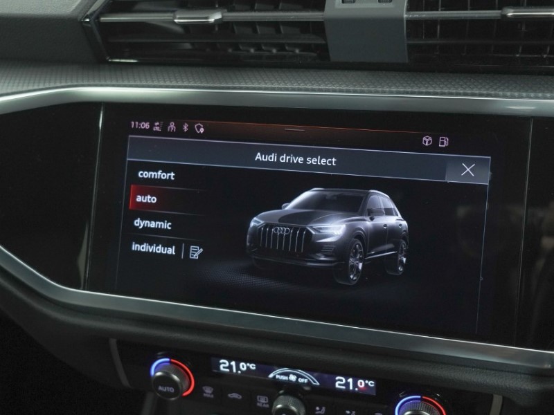 2021 (71) AUDI Q3 45 TFSI e Black Edition 5dr S Tronic 5800268
