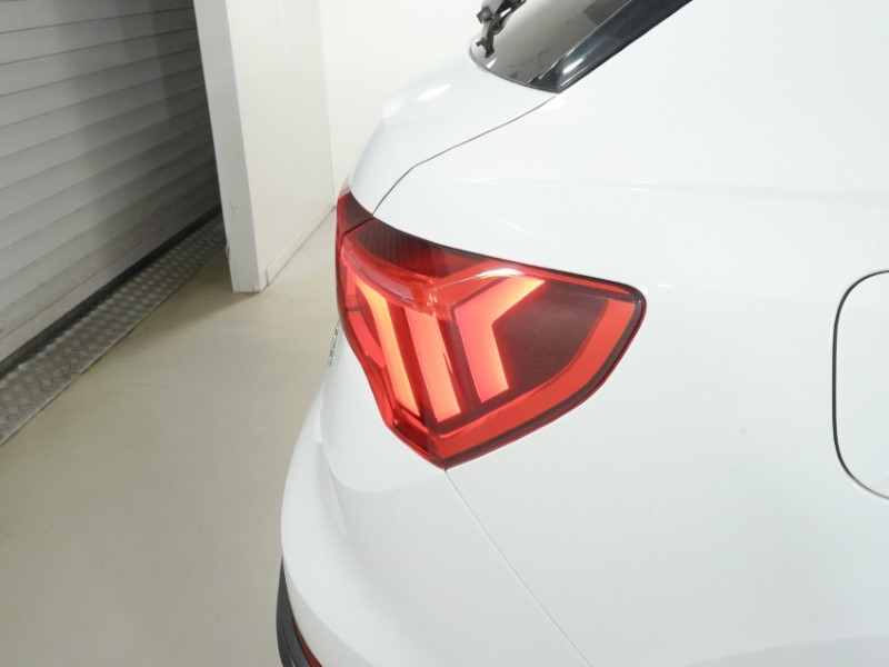2021 (71) AUDI Q3 45 TFSI e Black Edition 5dr S Tronic 5800213