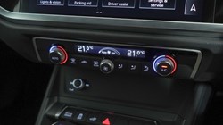 2021 (71) AUDI Q3 45 TFSI e Black Edition 5dr S Tronic 5800257