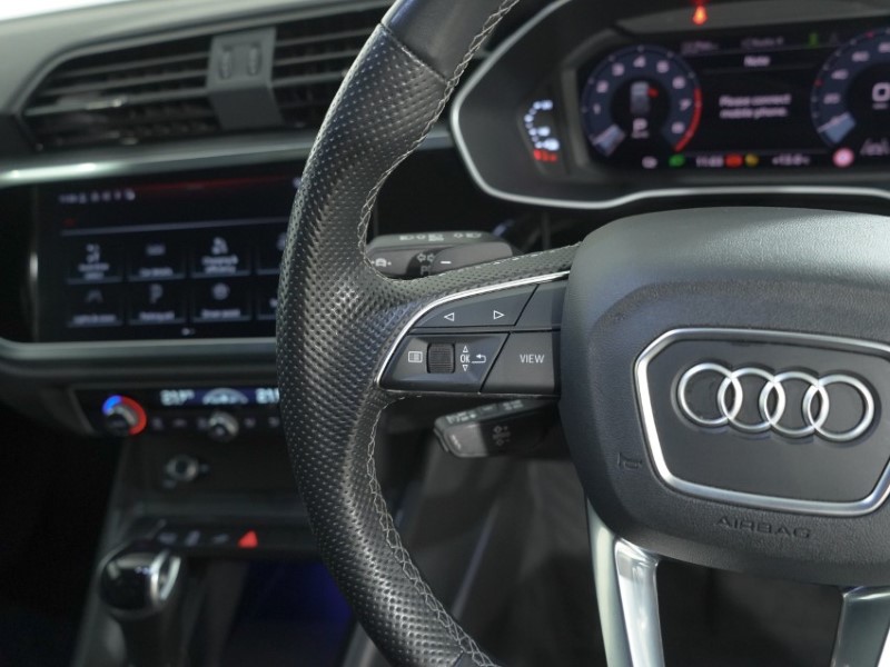 2021 (71) AUDI Q3 45 TFSI e Black Edition 5dr S Tronic 5800247