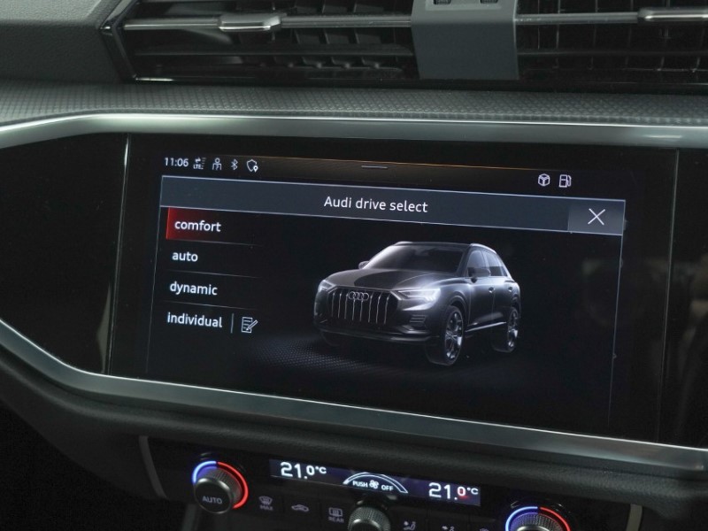 2021 (71) AUDI Q3 45 TFSI e Black Edition 5dr S Tronic 5800267