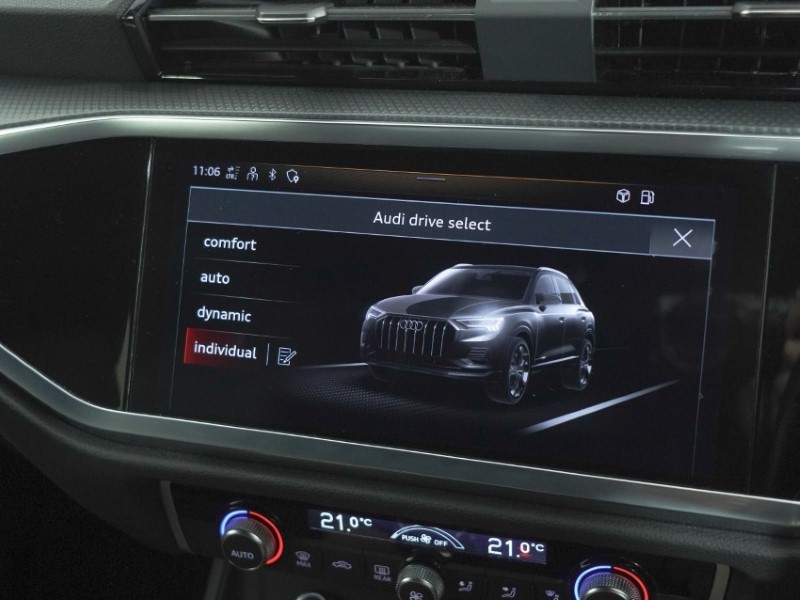 2021 (71) AUDI Q3 45 TFSI e Black Edition 5dr S Tronic 5800270