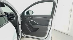 2021 (71) AUDI Q3 45 TFSI e Black Edition 5dr S Tronic 5800233