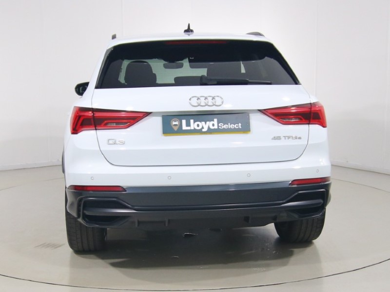 2021 (71) AUDI Q3 45 TFSI e Black Edition 5dr S Tronic 5800278