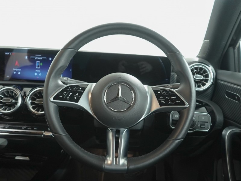 2023 (73) MERCEDES-BENZ A CLASS A180 Sport Executive 4dr Auto 5759127