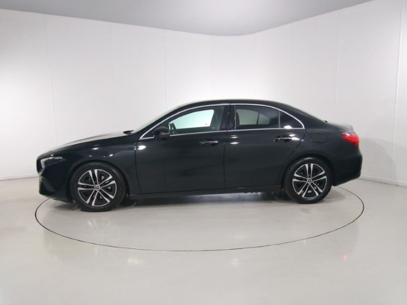 2023 (73) MERCEDES-BENZ A CLASS A180 Sport Executive 4dr Auto 5759170