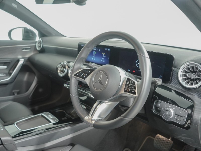2023 (73) MERCEDES-BENZ A CLASS A180 Sport Executive 4dr Auto 5759134