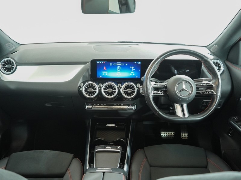 2024 (73) MERCEDES-BENZ GLA 220d 4Matic AMG Line Premium Plus 5dr Auto 5788399