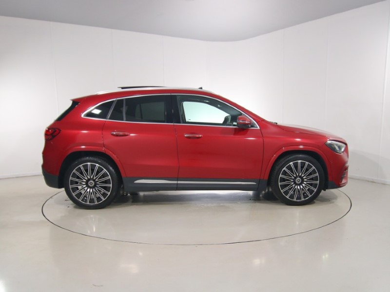 2024 (73) MERCEDES-BENZ GLA 220d 4Matic AMG Line Premium Plus 5dr Auto 5788446