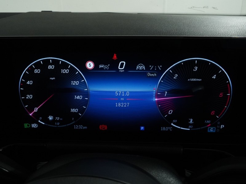 2024 (73) MERCEDES-BENZ GLA 220d 4Matic AMG Line Premium Plus 5dr Auto 5788417