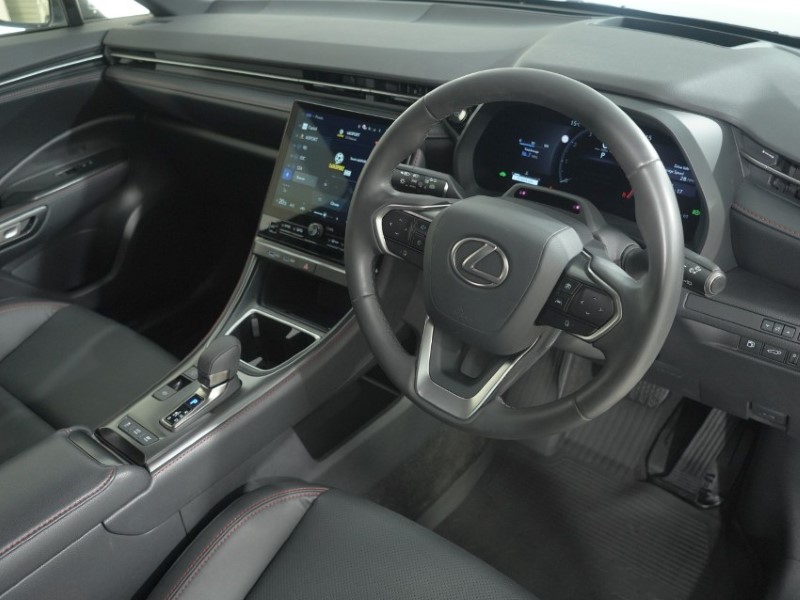 2025 (25) LEXUS LBX 1.5 Premium Plus 5dr E-CVT 5809798