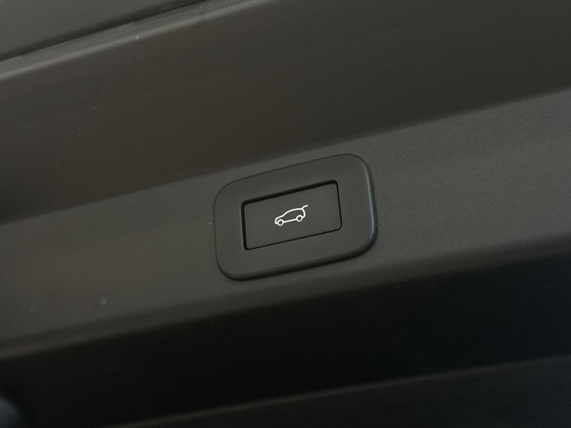 2024 (24) LAND ROVER RANGE ROVER SPORT 3.0 D300 Dynamic SE 5dr Auto 5250378