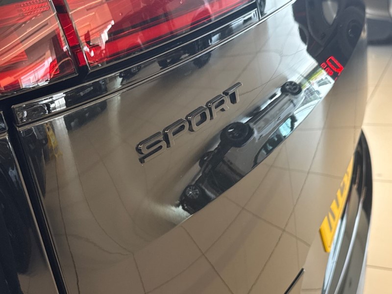 2024 (24) LAND ROVER RANGE ROVER SPORT 3.0 D300 Dynamic SE 5dr Auto 5250384