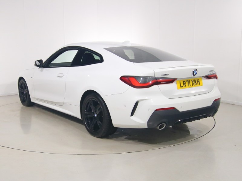 2021 (71) BMW 4 SERIES 420d xDrive MHT M Sport 2dr Step Auto 5815478
