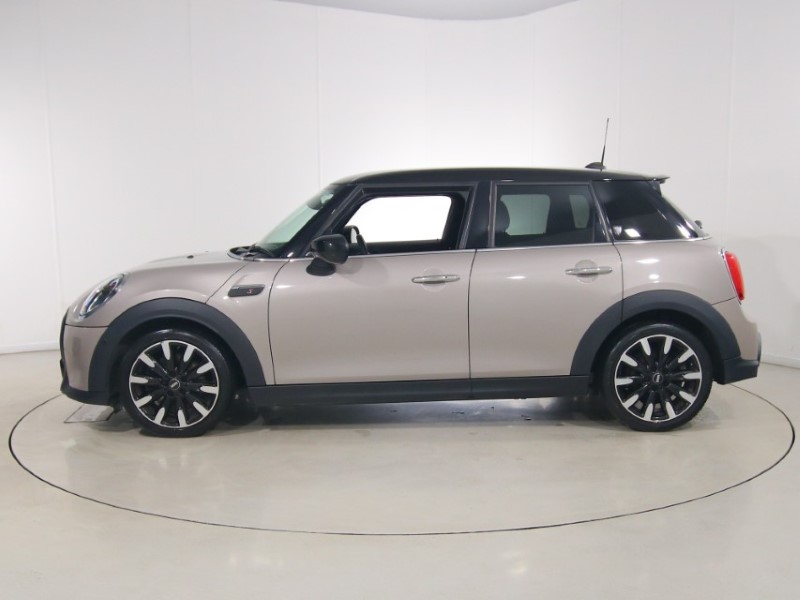 2021 (21) MINI HATCHBACK 2.0 Cooper S Exclusive 5dr 5836534