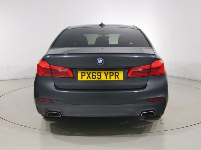 2019 (69) BMW 5 SERIES 520i M Sport 4dr Auto 5833151