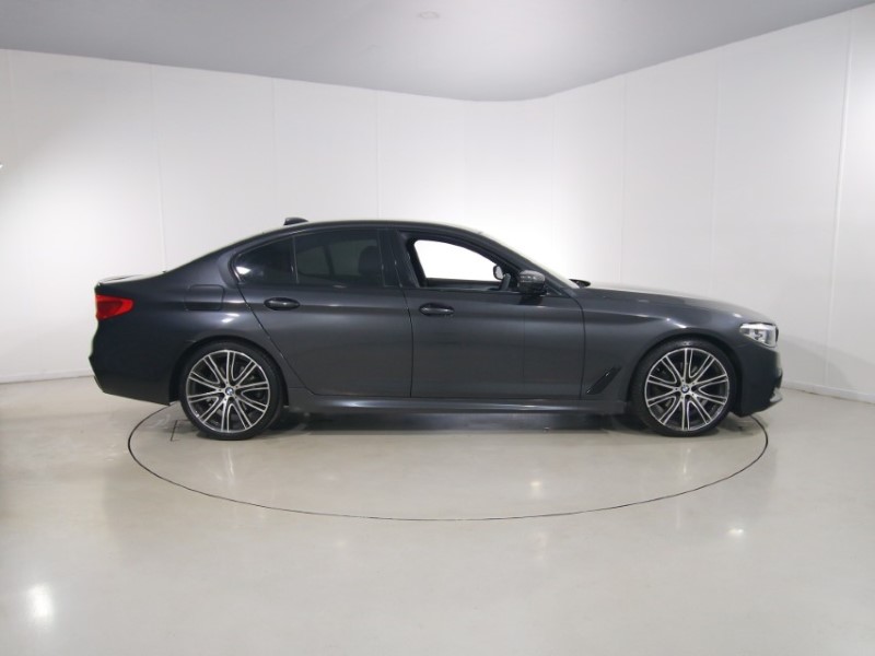 2019 (69) BMW 5 SERIES 520i M Sport 4dr Auto 5833153
