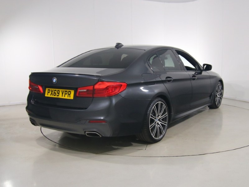 2019 (69) BMW 5 SERIES 520i M Sport 4dr Auto 5833152