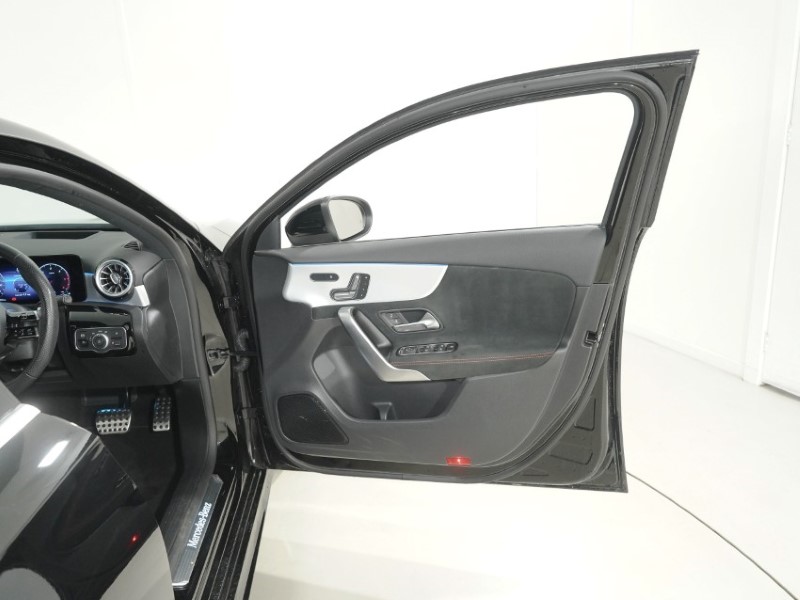 2023 (73) MERCEDES-BENZ A CLASS A200d AMG Line Premium Plus 5dr Auto 5890455