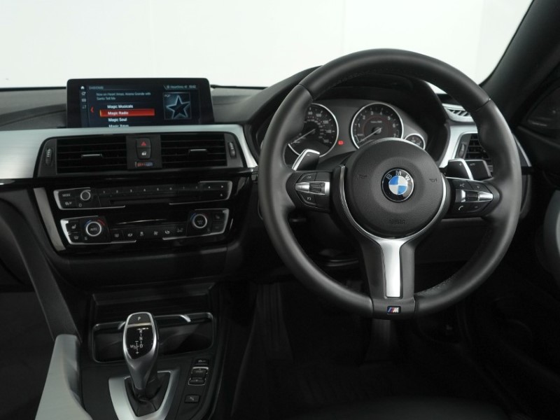 2017 (67) BMW 4 SERIES 420i M Sport 2dr Auto [Professional Media] 5885546