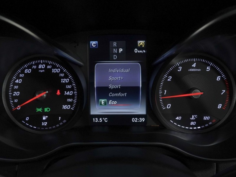 2017 (17) MERCEDES-BENZ C CLASS C200 AMG Line Premium 4dr 9G-Tronic 5887529