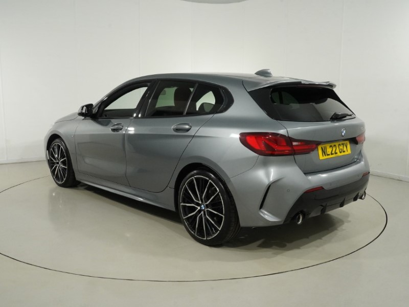 2022 (22) BMW 1 SERIES 118d M Sport 5dr [Pro Pack] 1