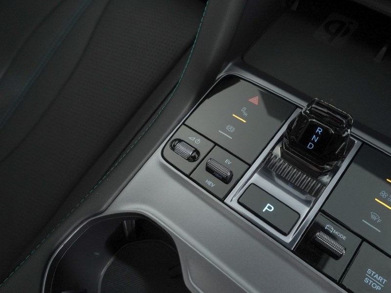 2025 (25) BYD SEAL U 1.5 DM-i Comfort 5dr Auto 5922683