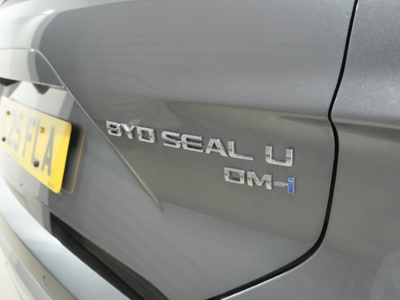 2025 (25) BYD SEAL U 1.5 DM-i Comfort 5dr Auto 5922640